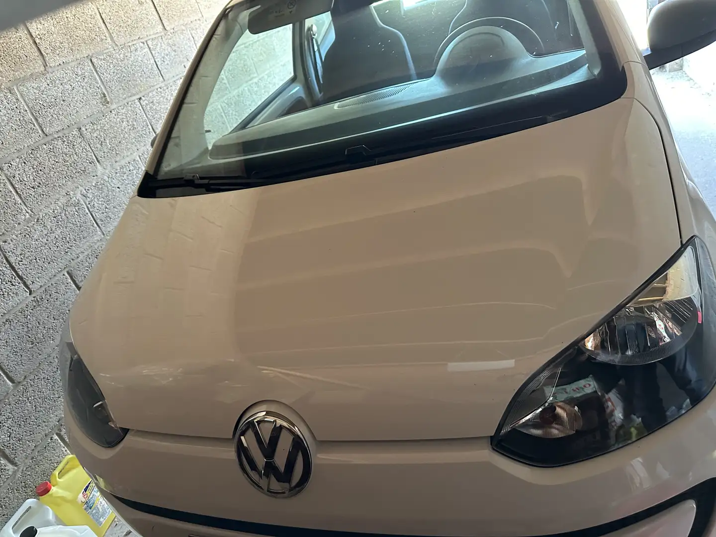 Volkswagen up! take - 1