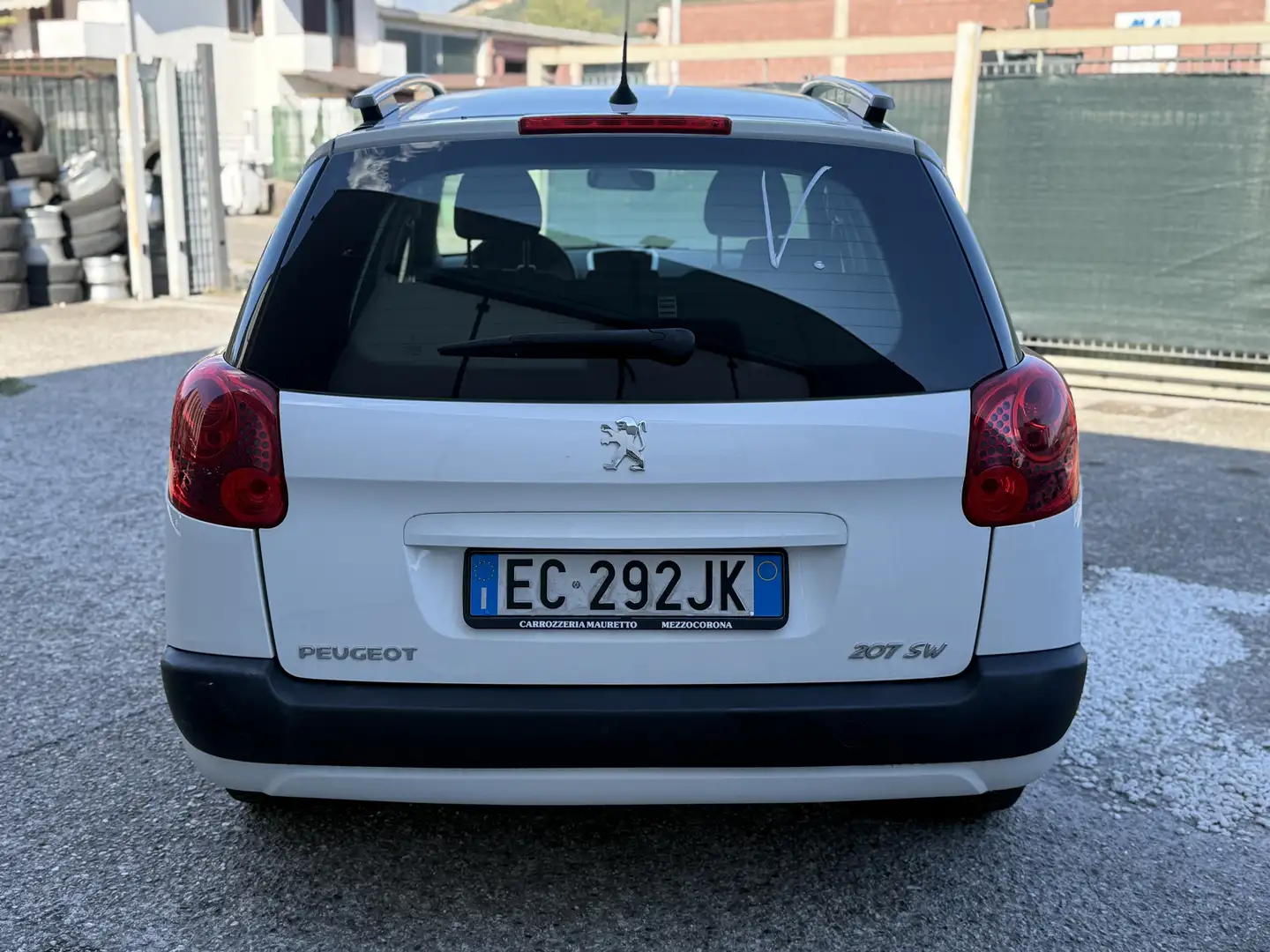 Peugeot 207 SW 1.6 hdi 16v XS Ciel fap FL - 2