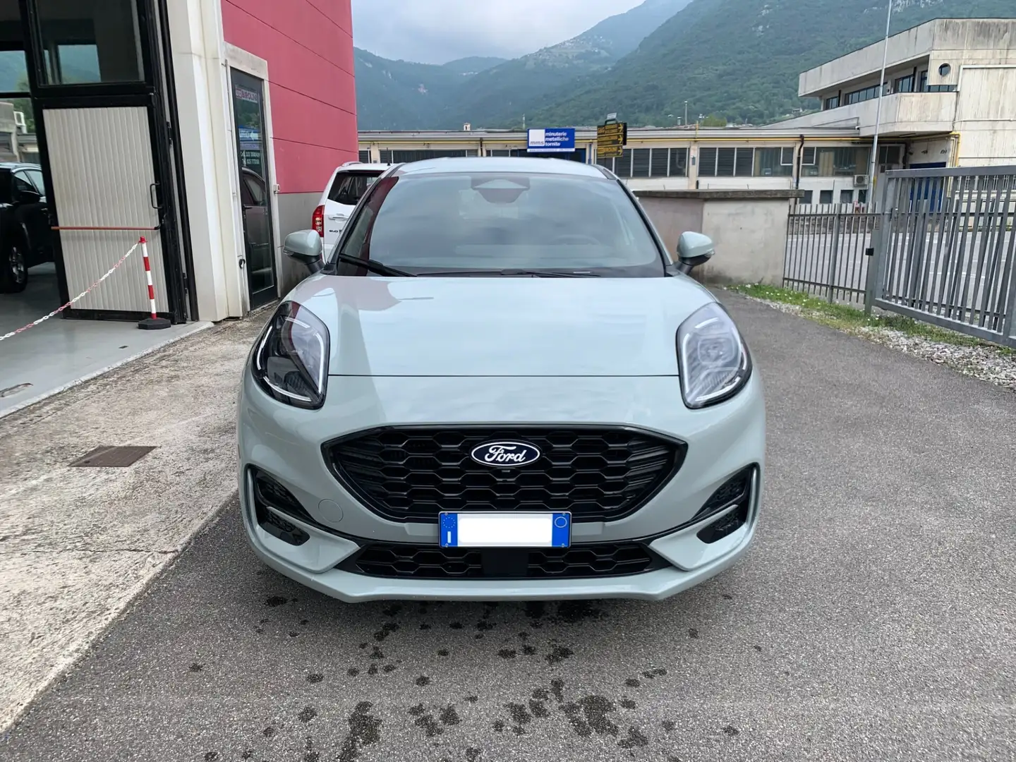 Ford Puma 1.0 EcoBoost Hybrid 125 CV S&S ST-Line Gris - 2