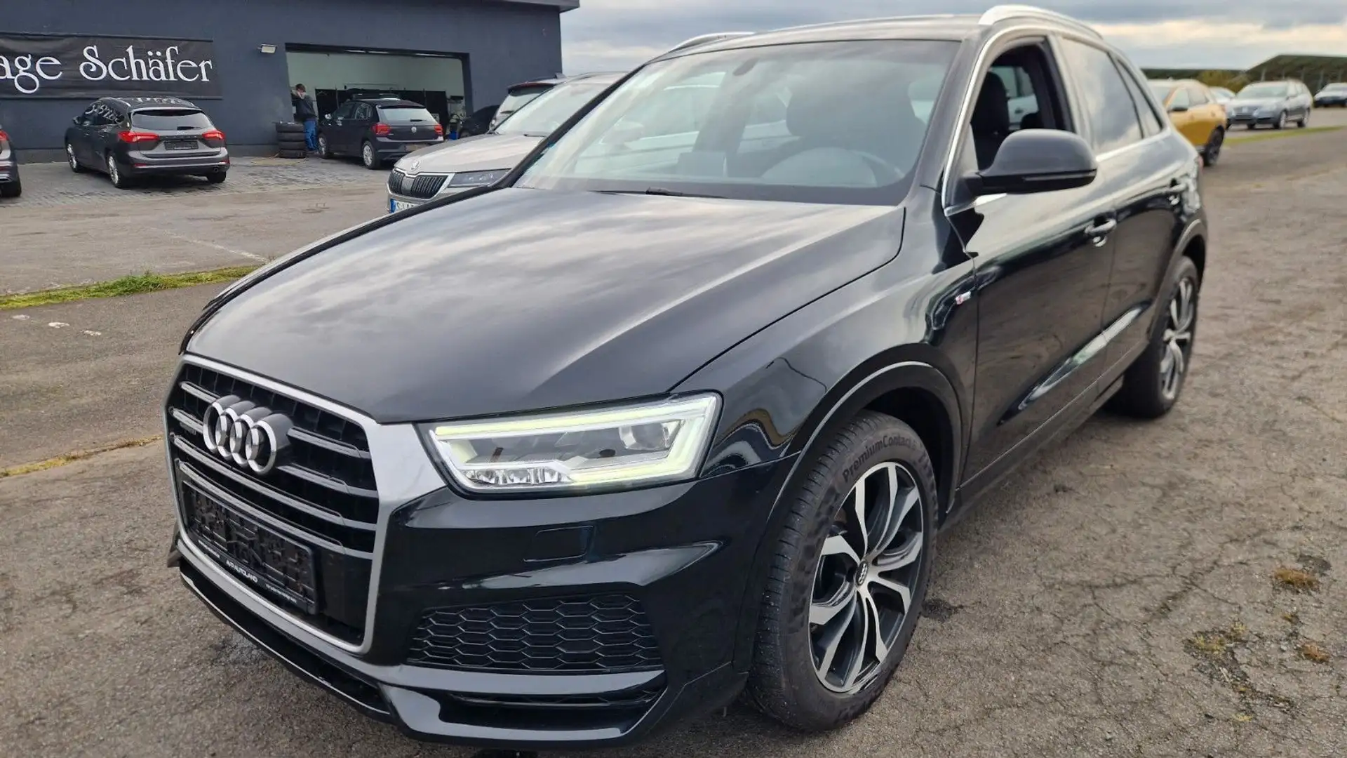 Audi Q3 Sport Quattro 3x S line Pano Kamera Navi LED Noir - 1