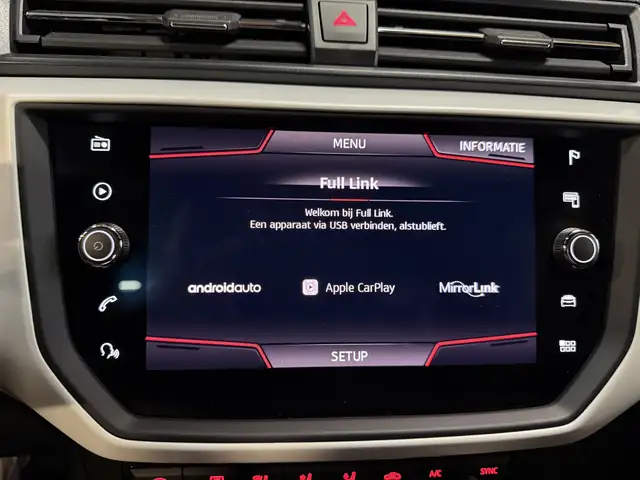 SEAT Arona view 14