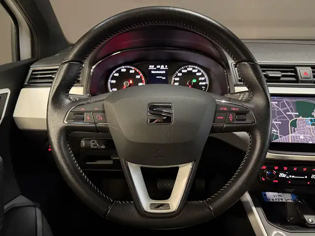 SEAT Arona view 9