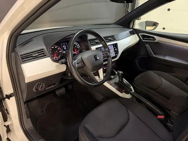 SEAT Arona view 11
