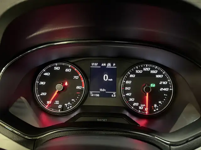 SEAT Arona view 28