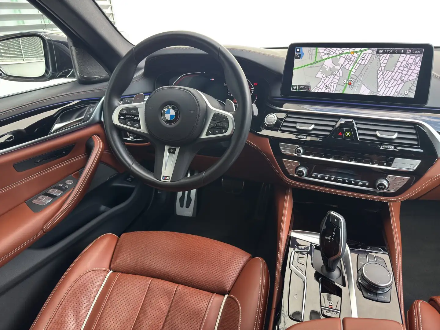 BMW 540 d xDr Tour M Sportpaket Laser Navi HUD AHK Schwarz - 2