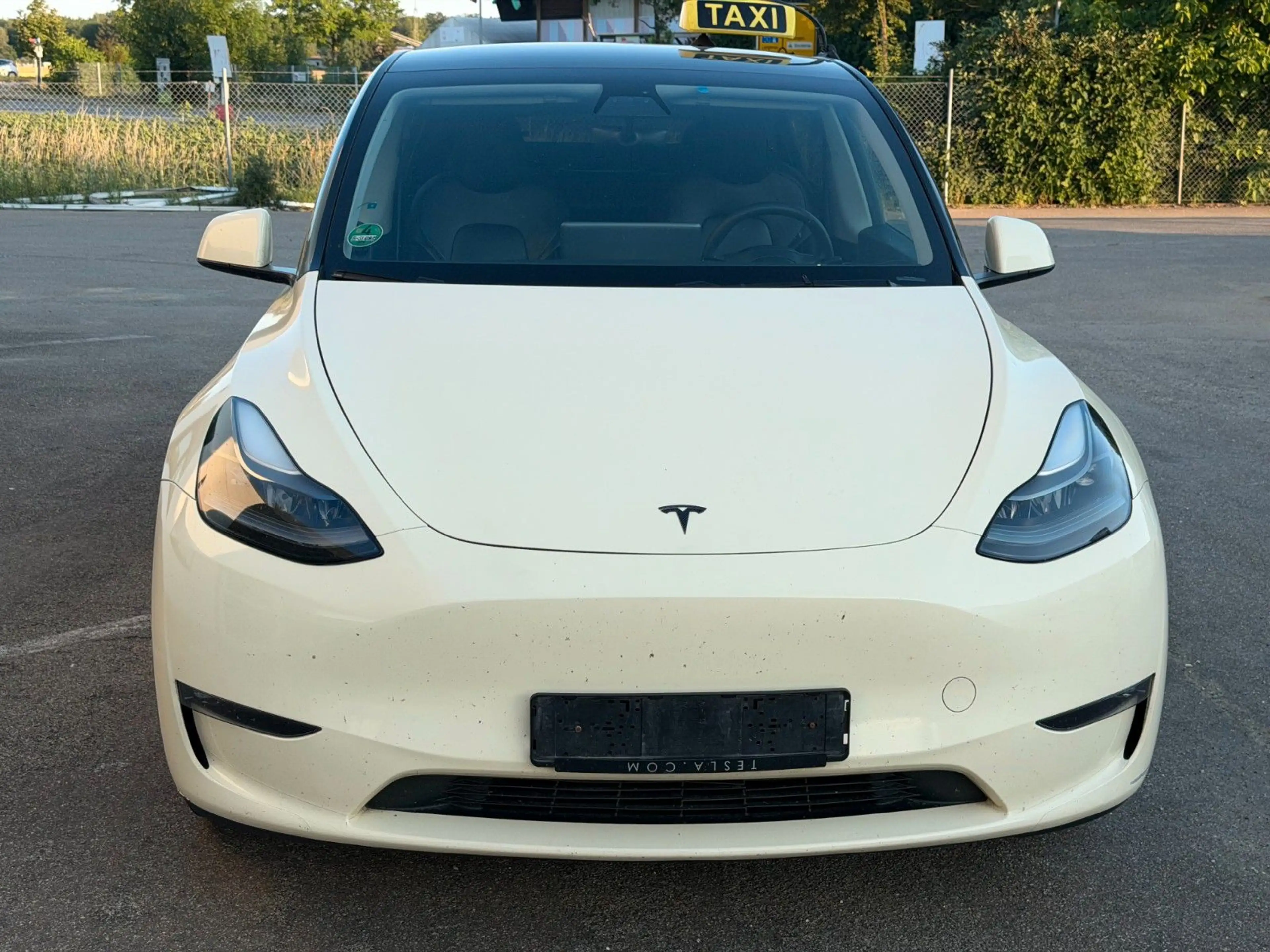 Tesla Model Y Long Range Dual AWD TAXI Mwst. — photo 2