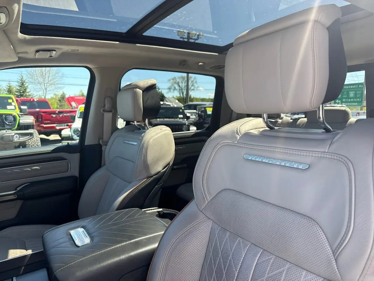 RAM 1500 photo RAM 1500