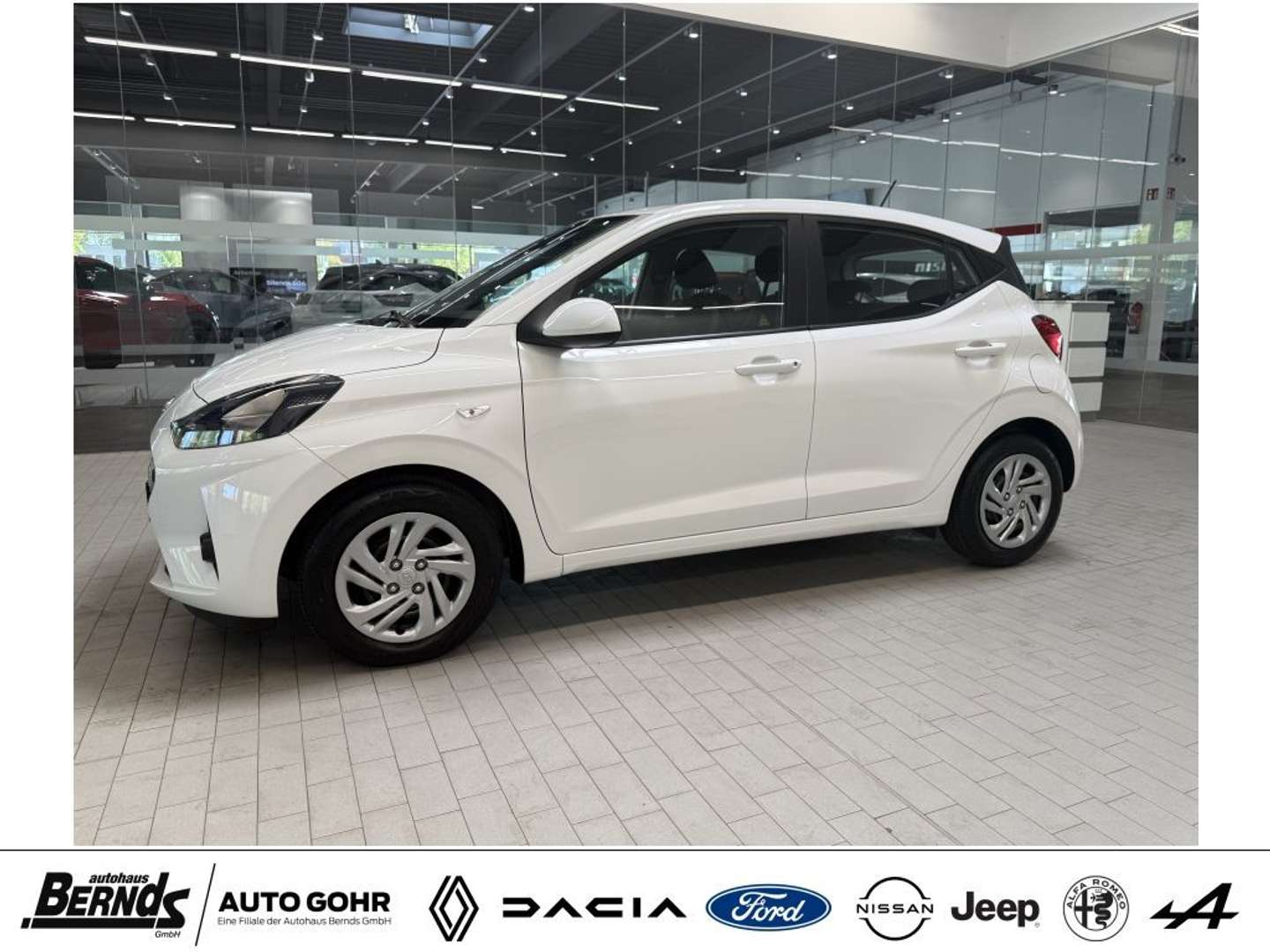 Hyundai i10 nuo 236 €/ mėn Benzinas 2023m. Hečbekas Mechaninė