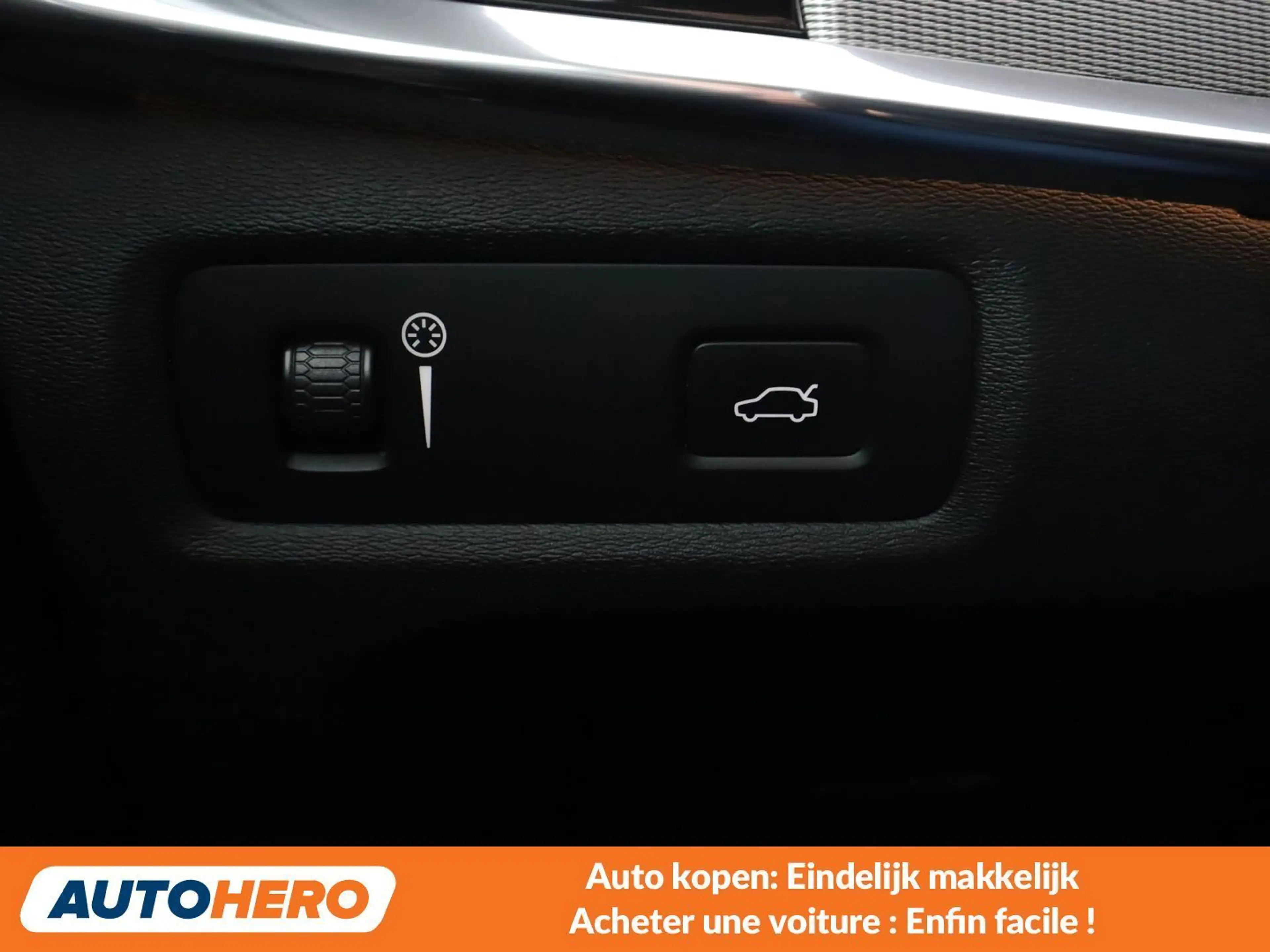Volvo S90 2.0 T4 R-Design — photo 13