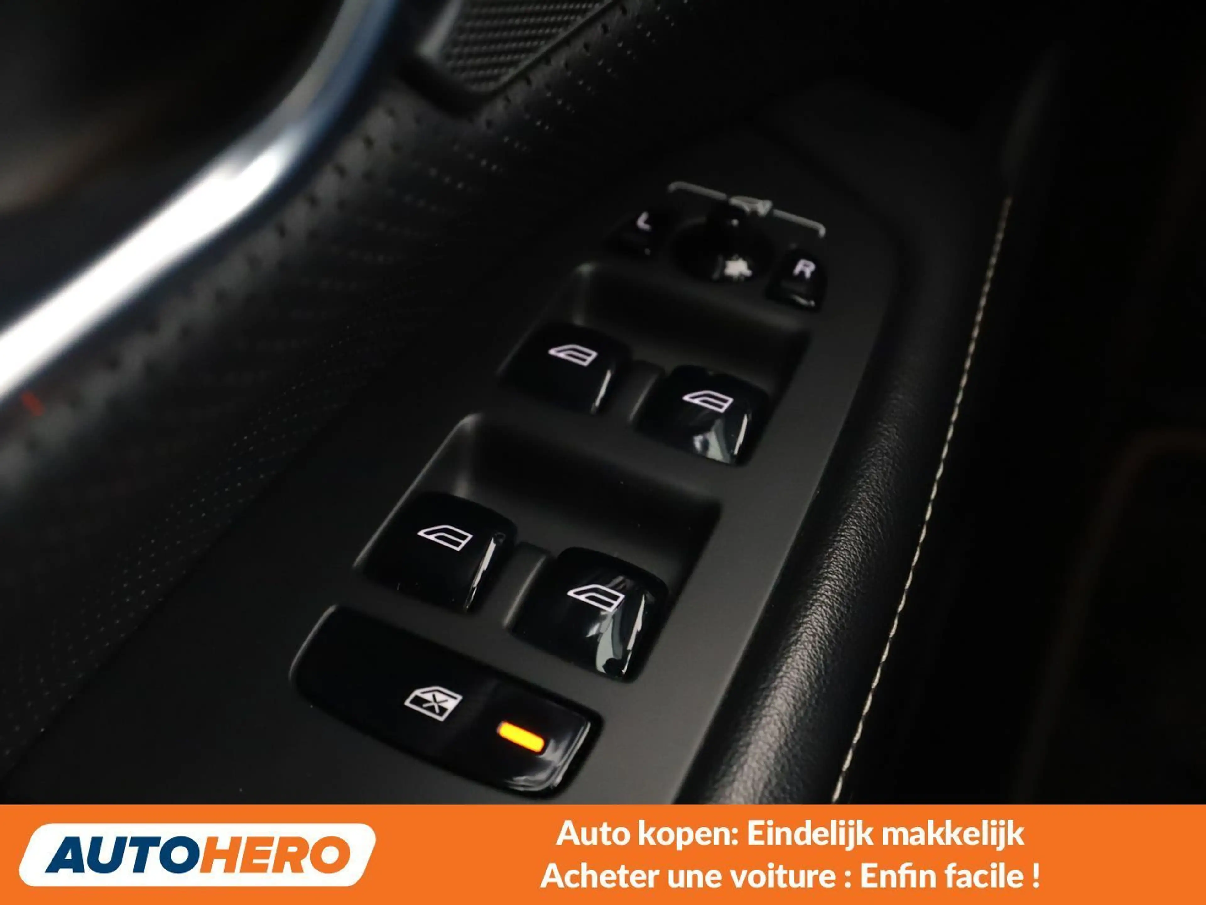 Volvo S90 2.0 T4 R-Design — photo 15