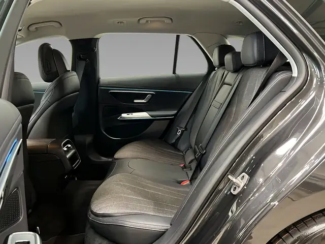 Mercedes-Benz E-Class view 10