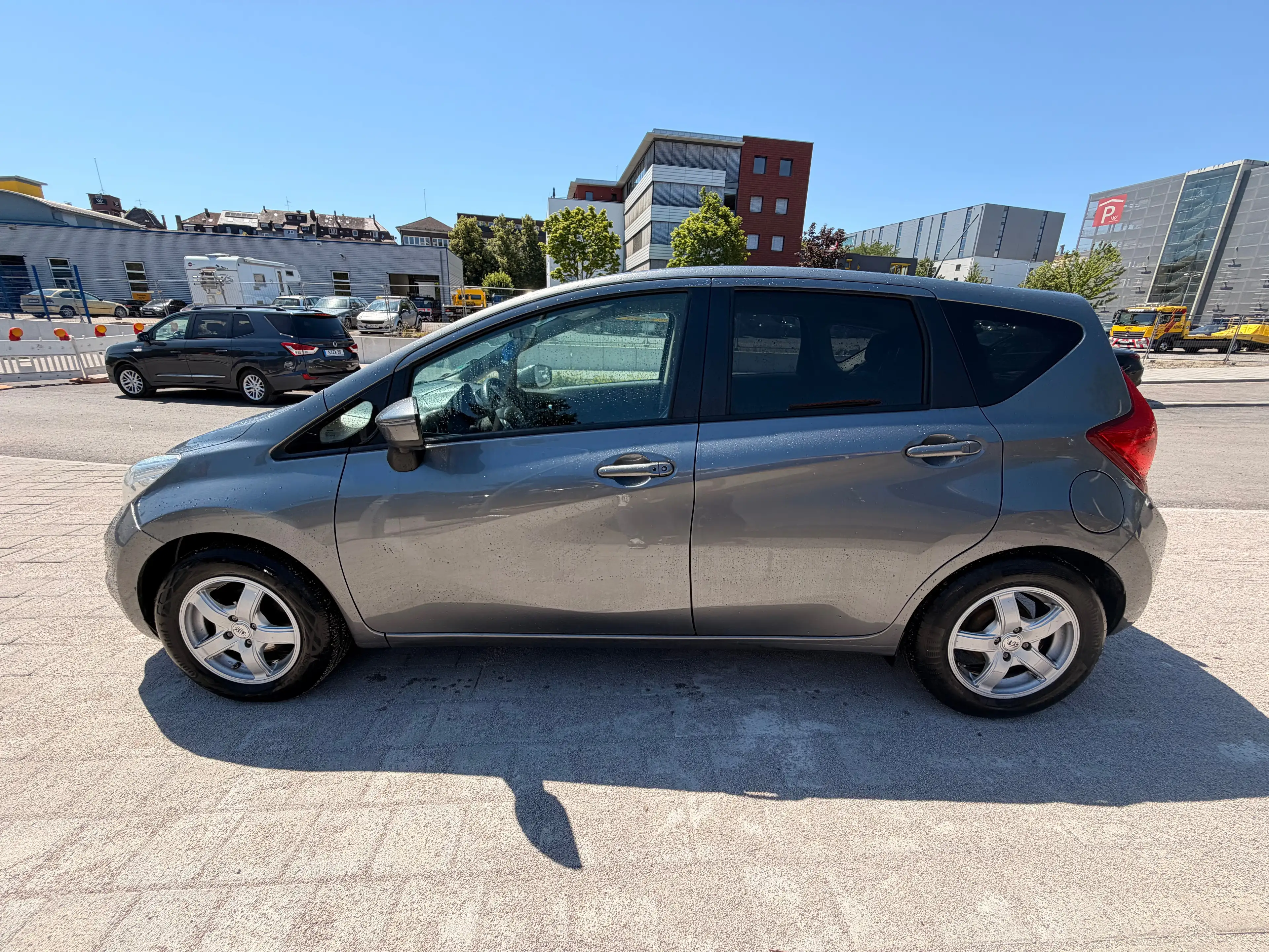 Nissan Note Tekna — photo 5