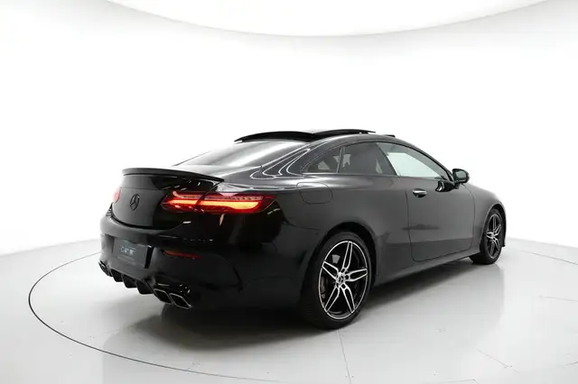 Mercedes-Benz E Class view 6