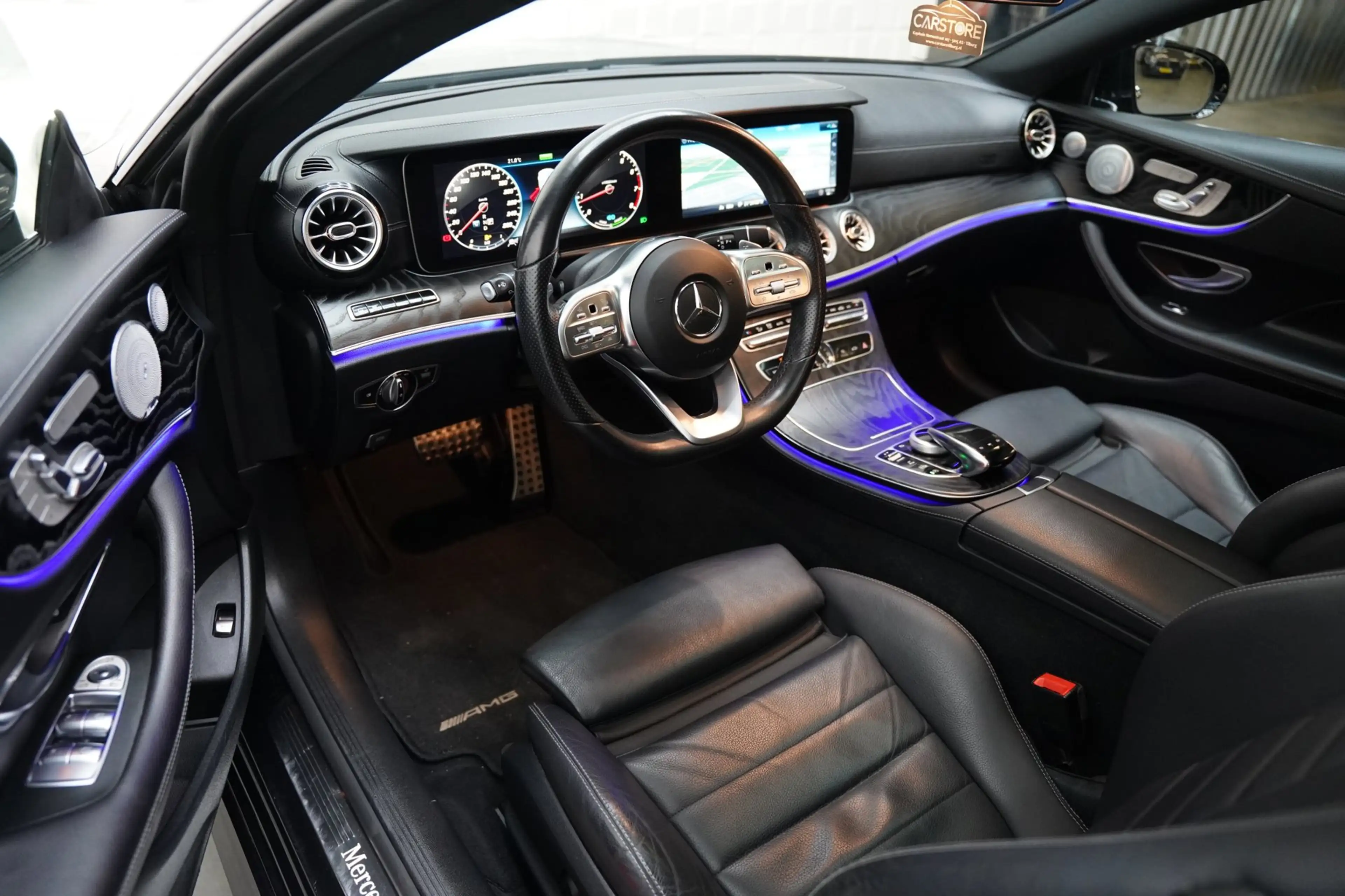 Mercedes-Benz E 350 Coupé AMG NIGHT PANO SFEER 360 — photo 13