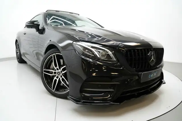 Mercedes-Benz E Class view 9