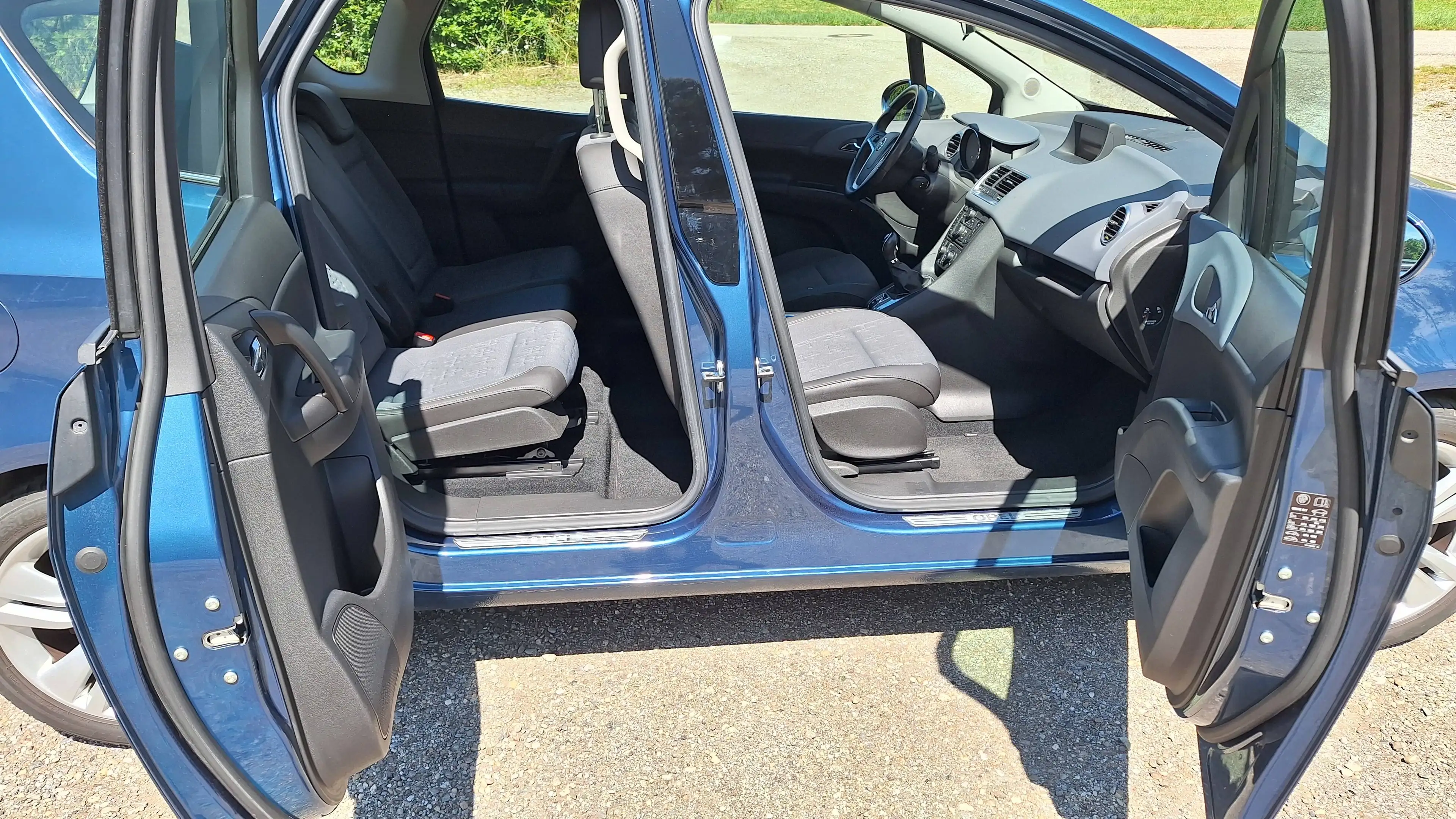 Opel Meriva Innovation — photo 11