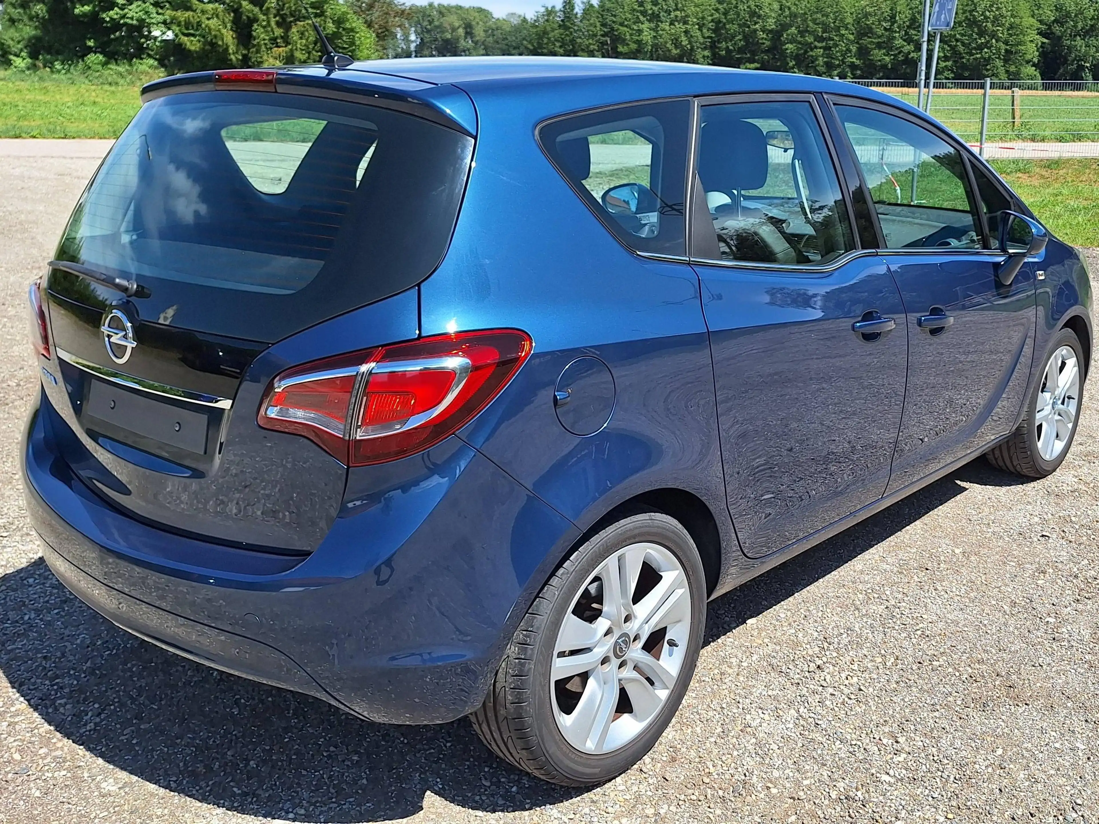 Opel Meriva Innovation — photo 9