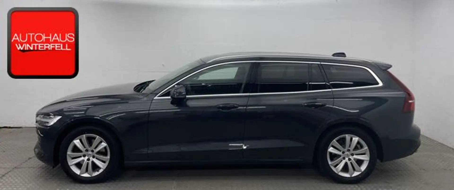 Volvo V60 D4 AWD STANDHZG+AHK+MEMO+360+H/K+INTELLI+ Grijs - 2