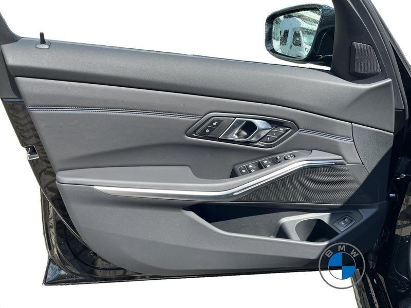 BMW 340 M340d xDrive Touring 18" Pano Sonnenrollo HIFI — photo 11