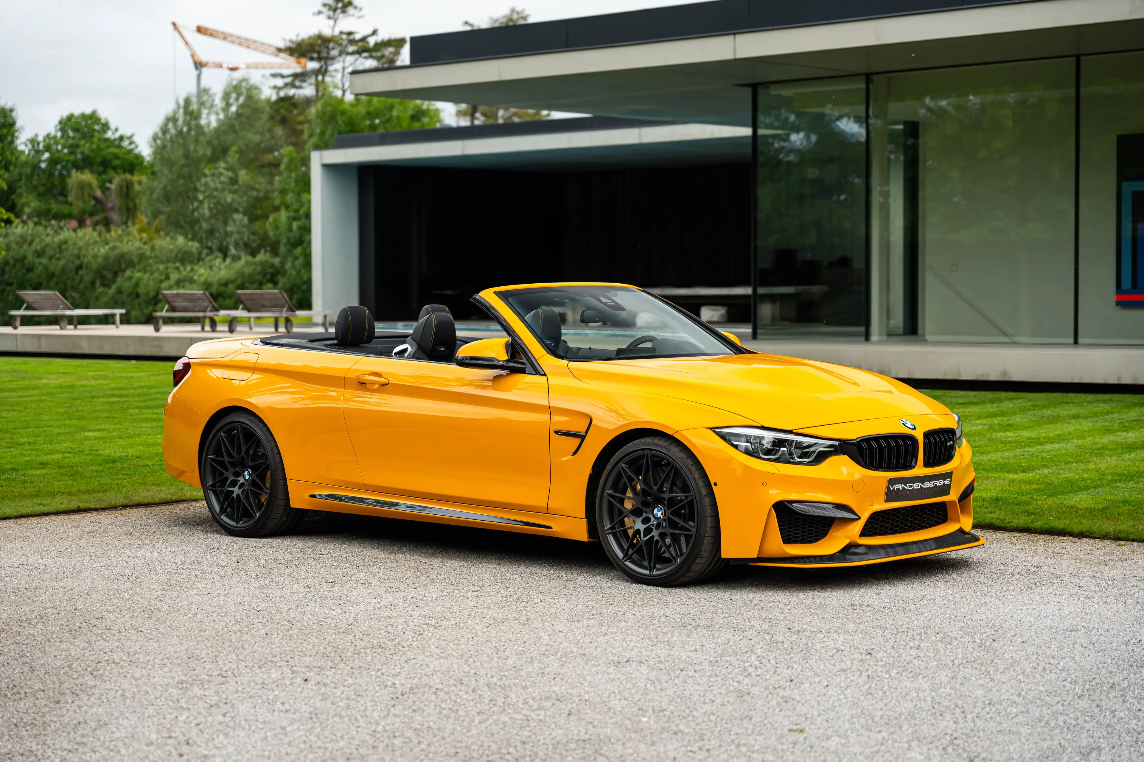 BMW M4 CABRIO EDITION 30 JAHRE / MANDARIN UNI / M4 CSL - KIT / 1 of 300