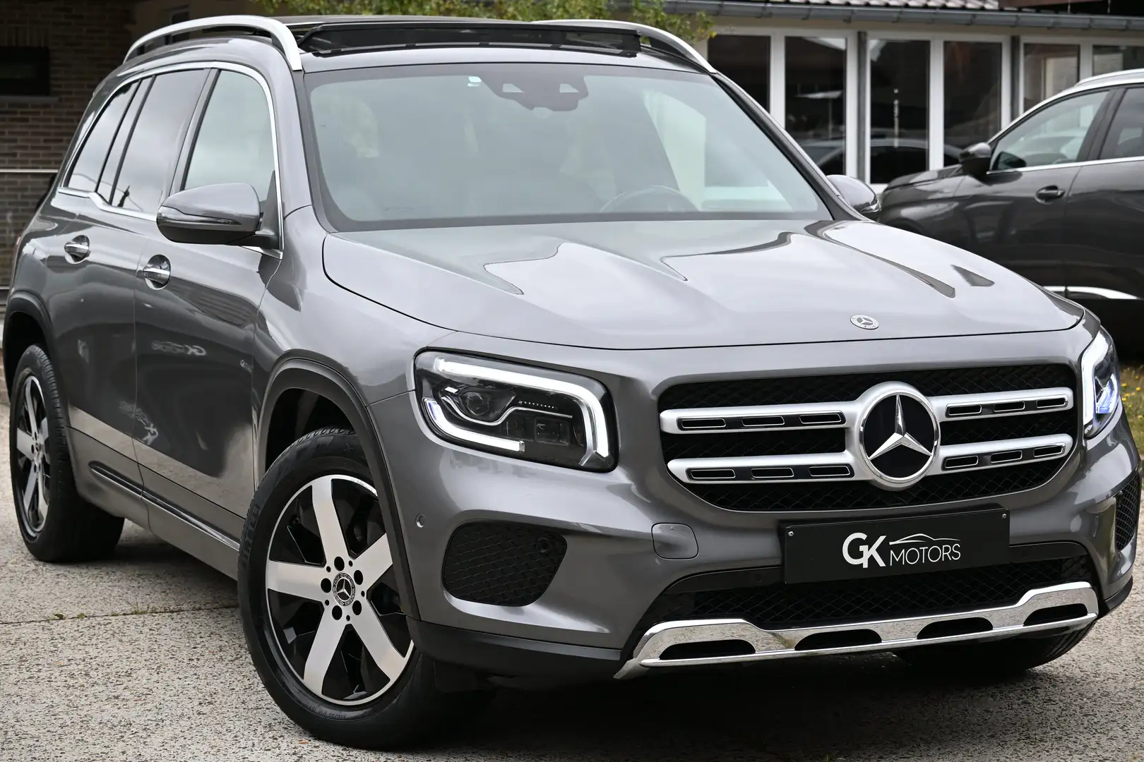 Mercedes-Benz GLB 200 d PANORAMA 7 PL Memory Camera Navi Xenon Leder ! Grijs - 1