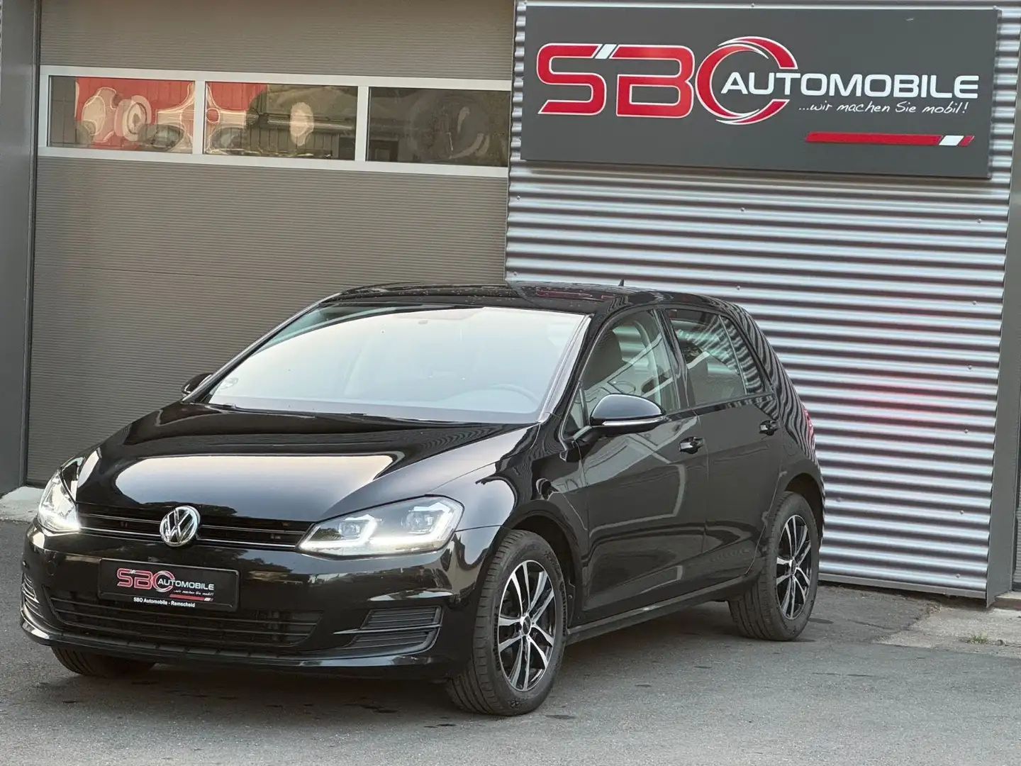 Volkswagen Golf VII 1,8 Schwarz - 1