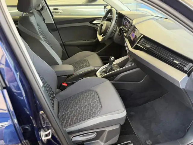 Audi A1 view 11
