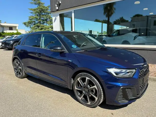 Audi A1 view 5