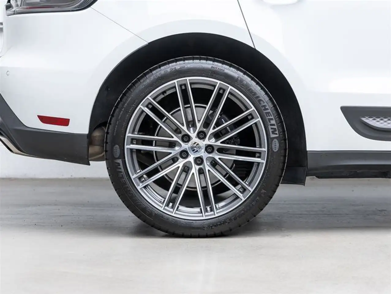 Porsche Macan снимка Porsche Macan