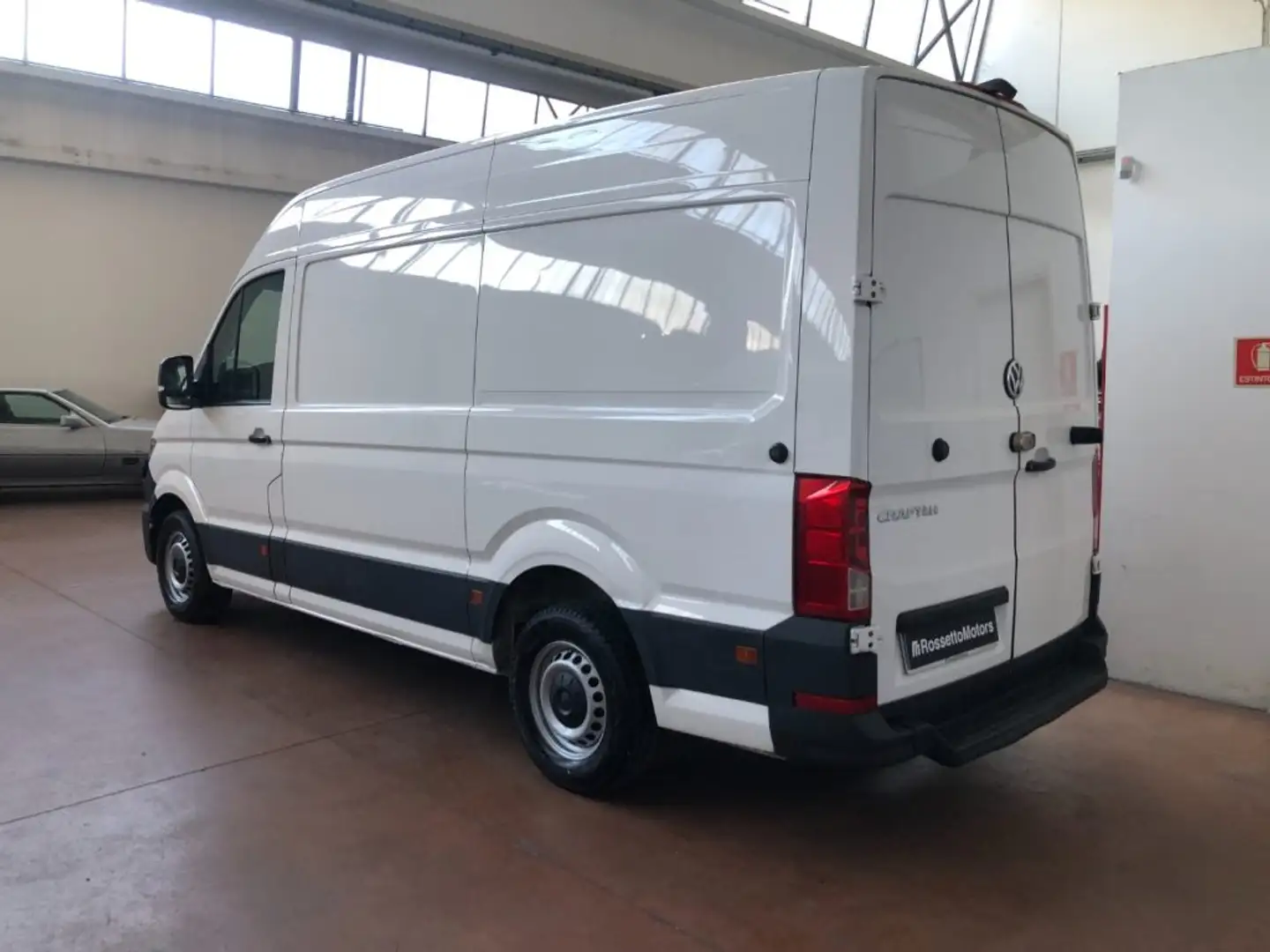 Volkswagen Crafter 30 2.0TDI 140CV  PST-TA Furgone Bianco - 2