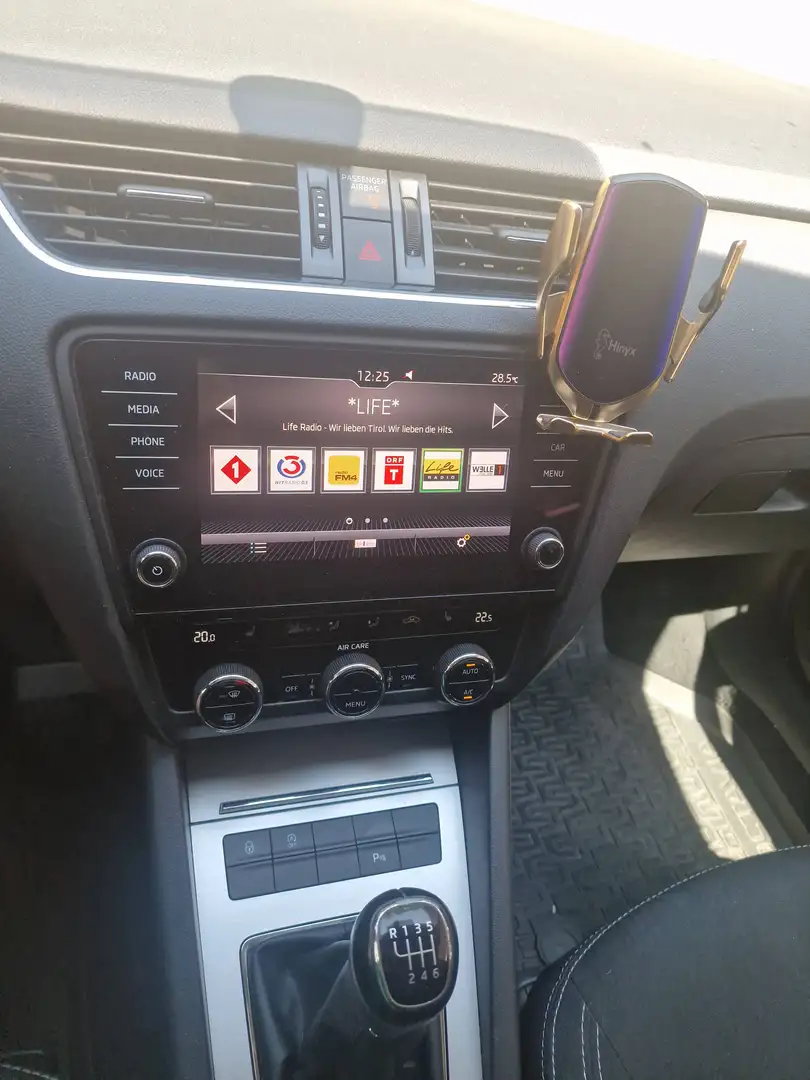 Skoda Octavia Octavia Combi 1,4 TSI Ambition Ambition Schwarz - 2