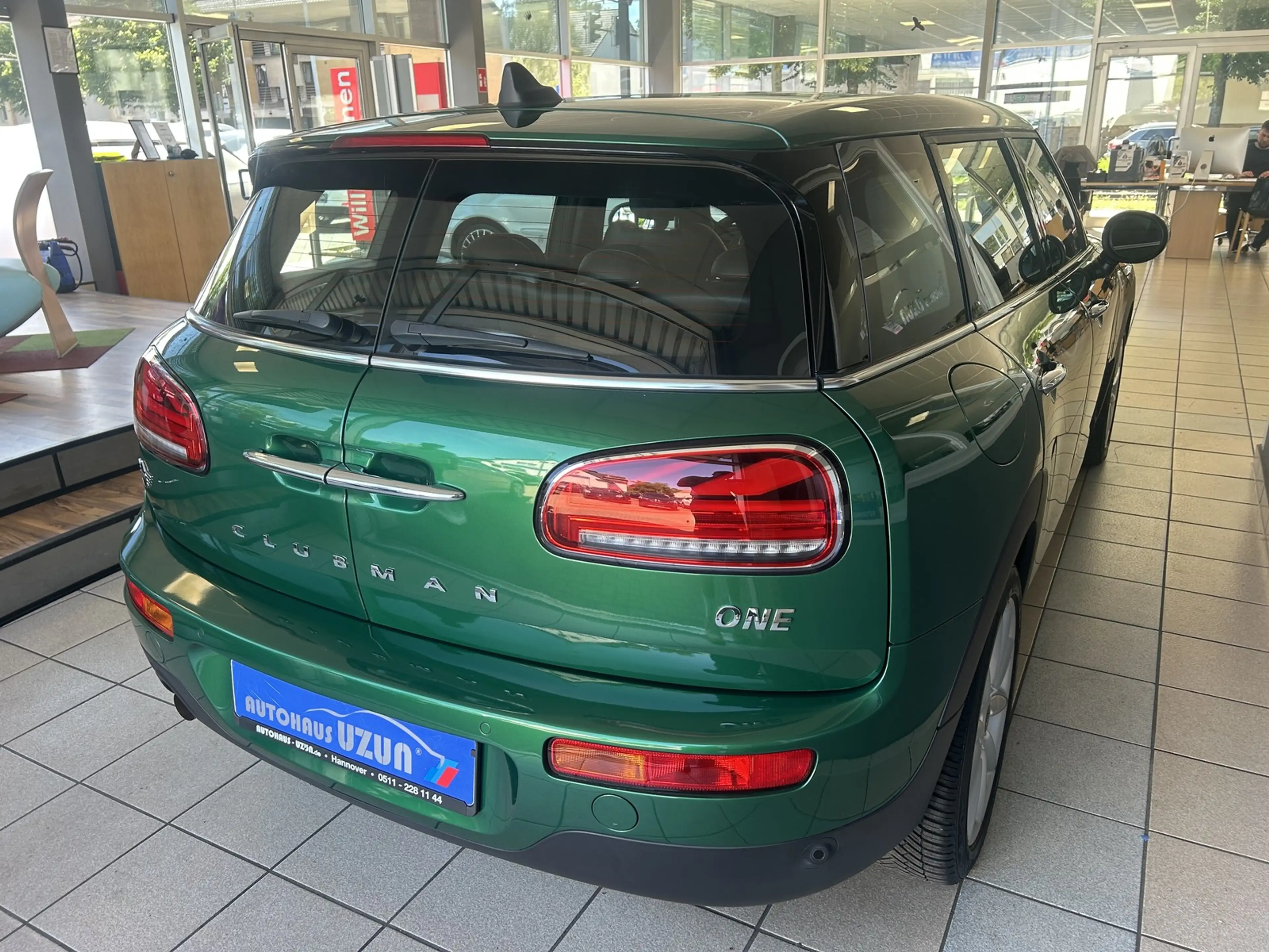 MINI One Clubman Auto Leder Panorama virtuell Cockpit — photo 6
