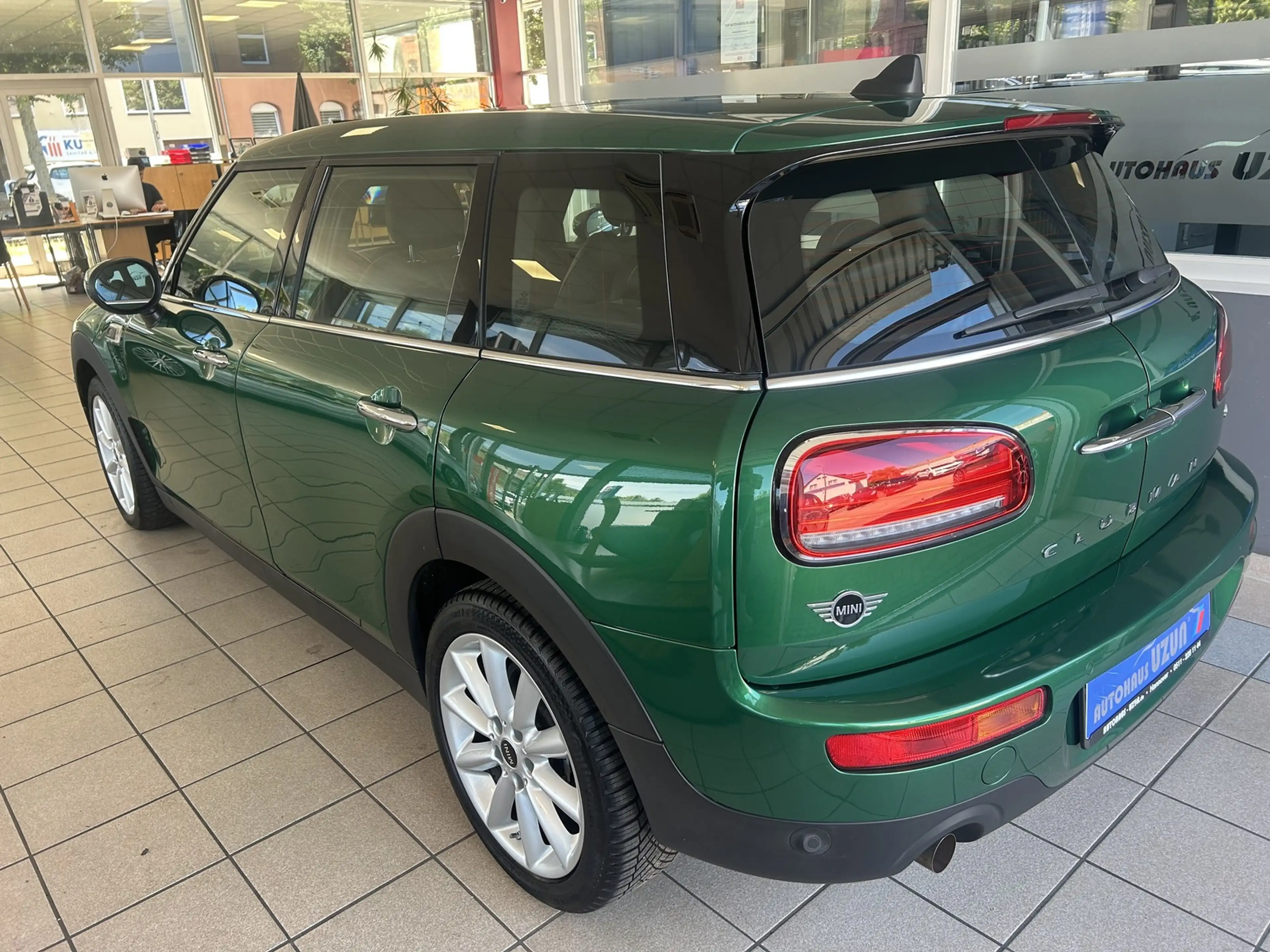 MINI One Clubman Auto Leder Panorama virtuell Cockpit — photo 5