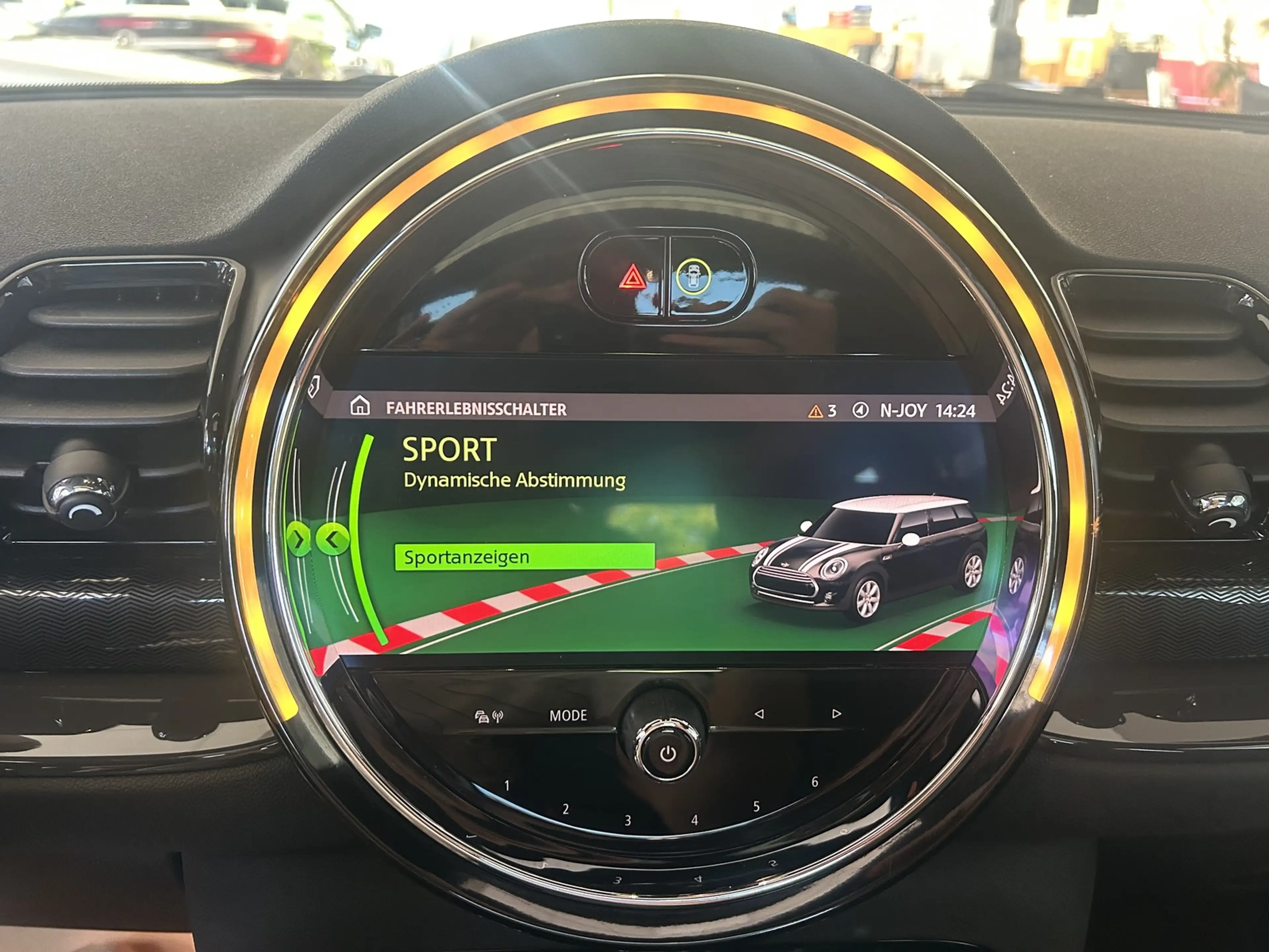 MINI One Clubman Auto Leder Panorama virtuell Cockpit — photo 15