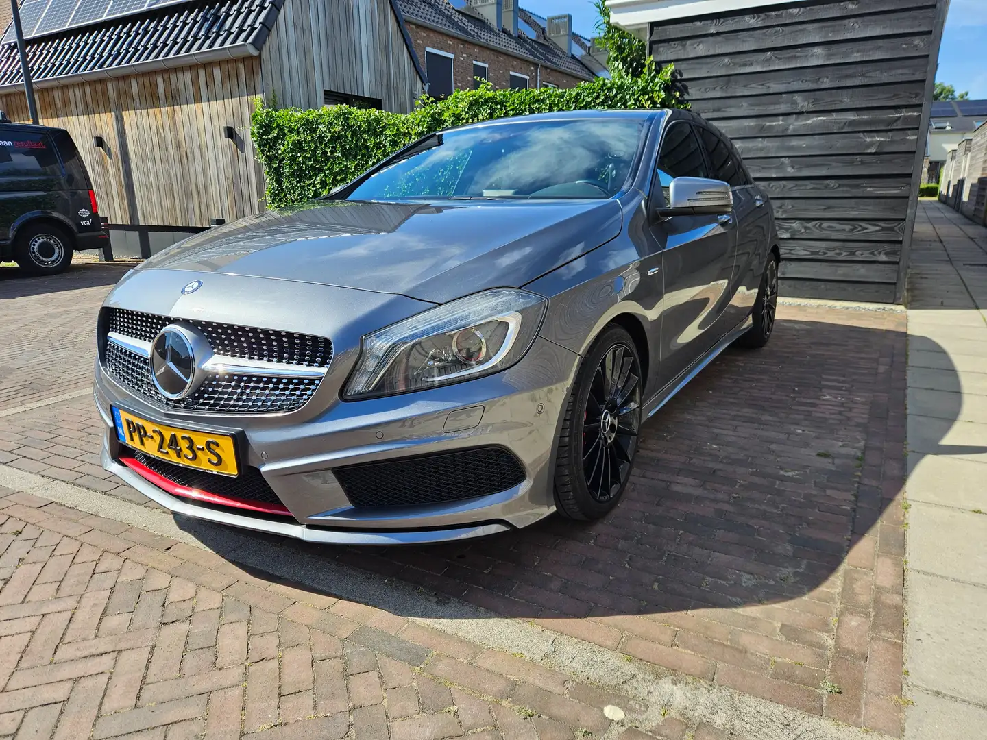 Mercedes-Benz A 250 A 250 Sport Ambition Grijs - 1