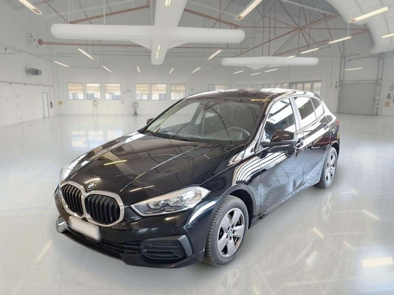 BMW 116 116D BUSINESS ADVANTAGE AUTO 5 PORTE BERLINA