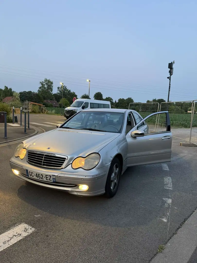 Mercedes-Benz C 200 Break CDI - 122 Avantgarde Edition - 1