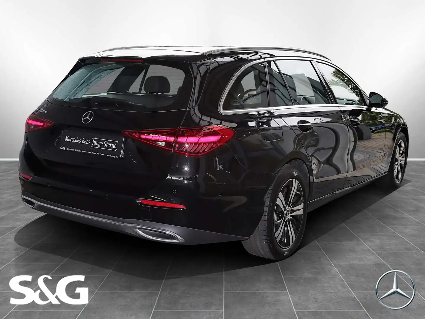 Mercedes-Benz C 300 e T Avantgarde PLUS+ AHK+PANO+DISTRONIC Schwarz - 2
