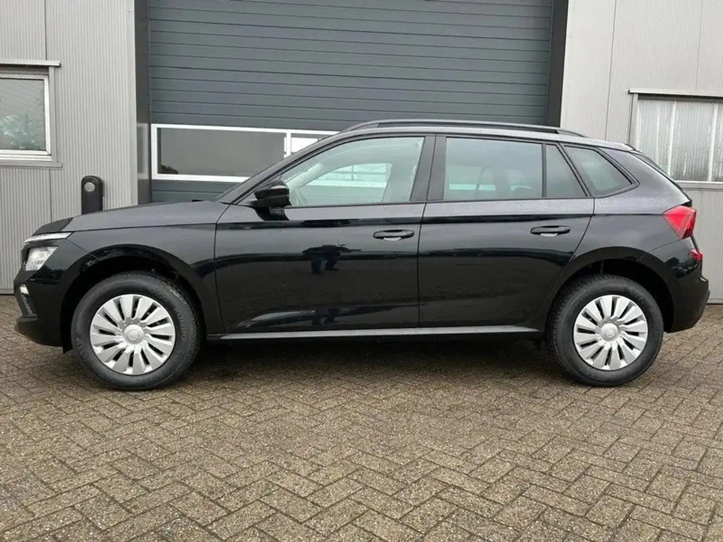 Skoda Kamiq 1.0 TSI DSG Selection *48 Monate Garantie* Nero - 2