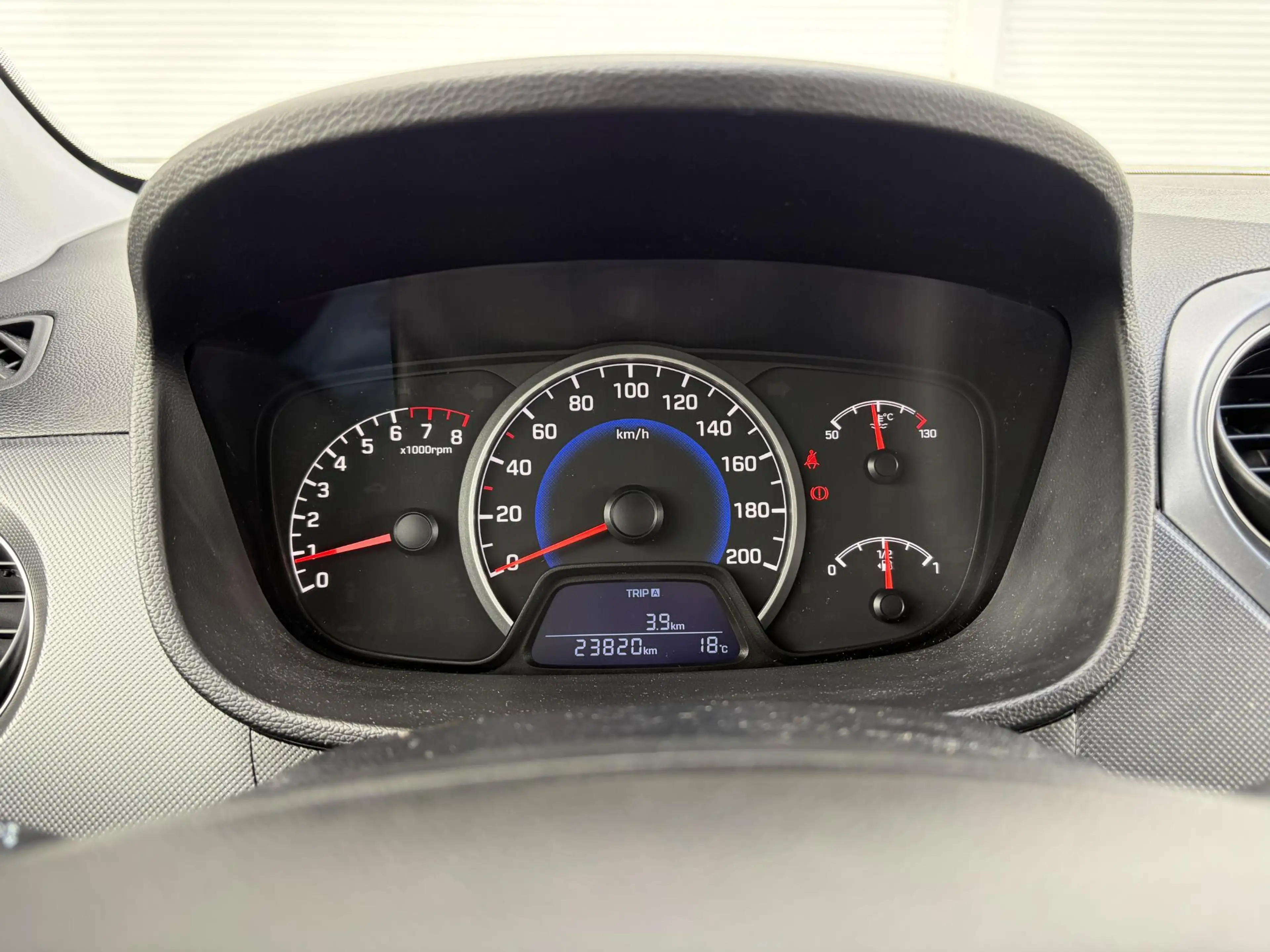 Hyundai i10 1.0i Comfort / Airco / Cruise control / — photo 10
