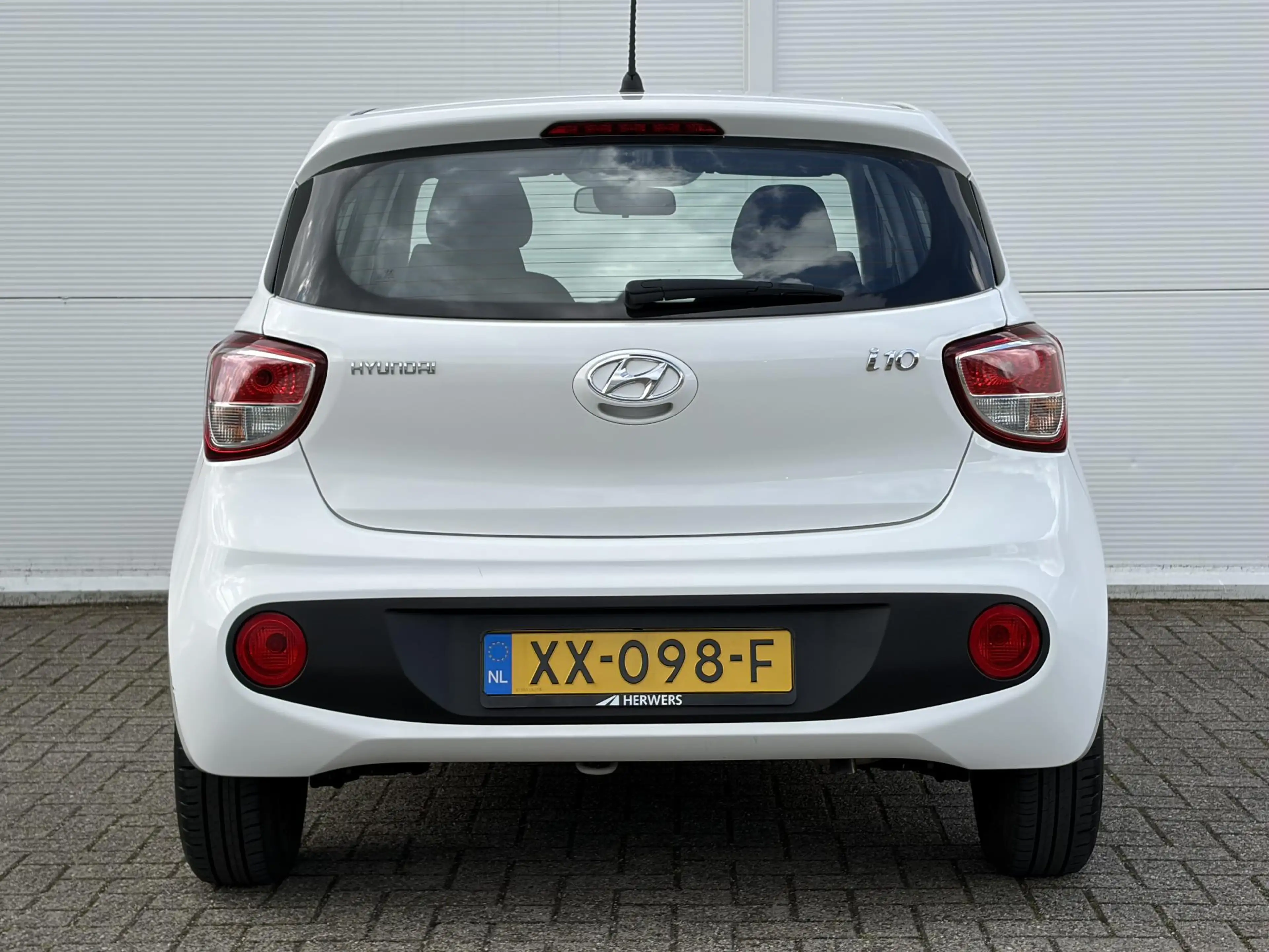 Hyundai i10 1.0i Comfort / Airco / Cruise control / — photo 17
