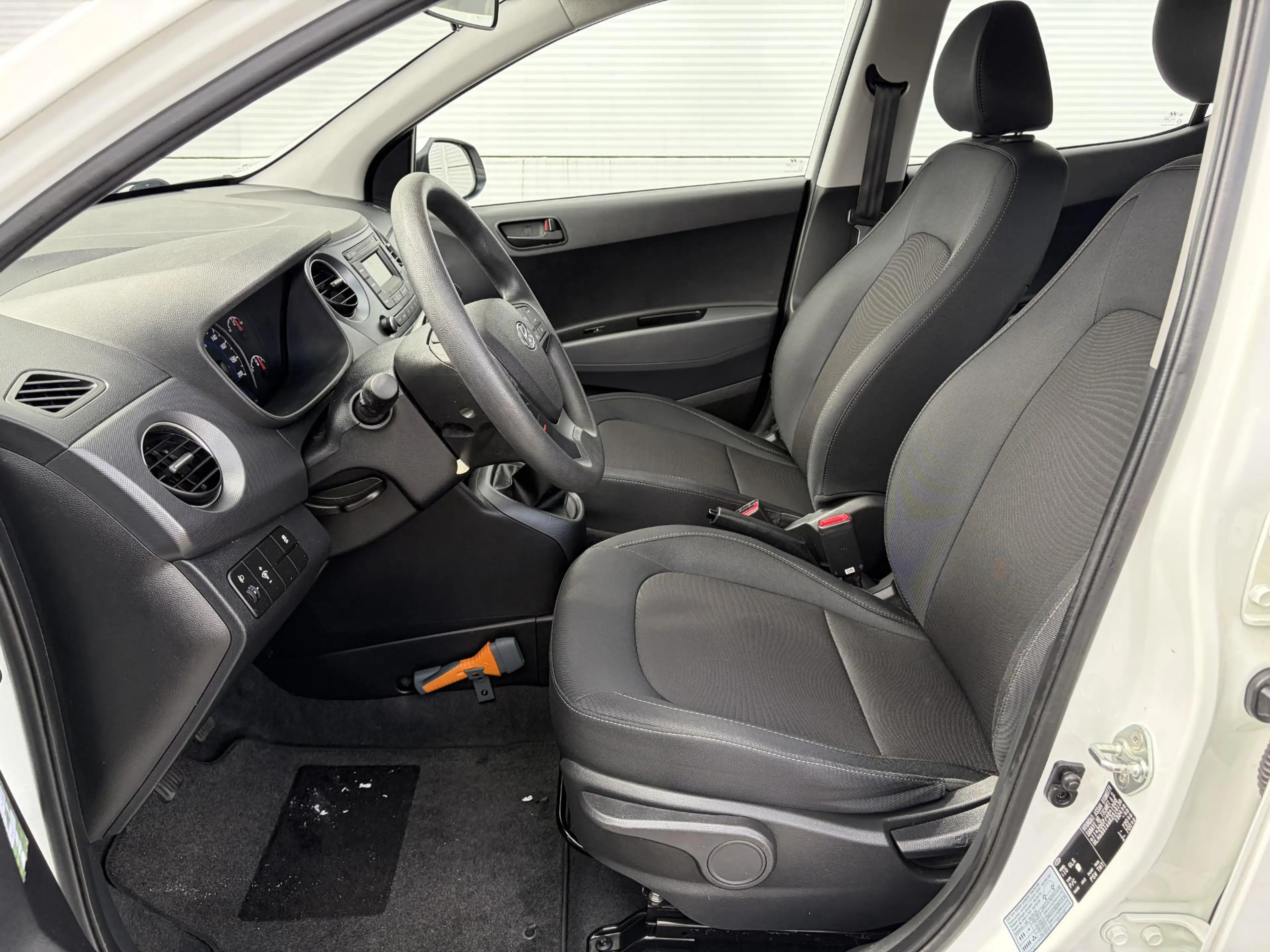 Hyundai i10 1.0i Comfort / Airco / Cruise control / — photo 19