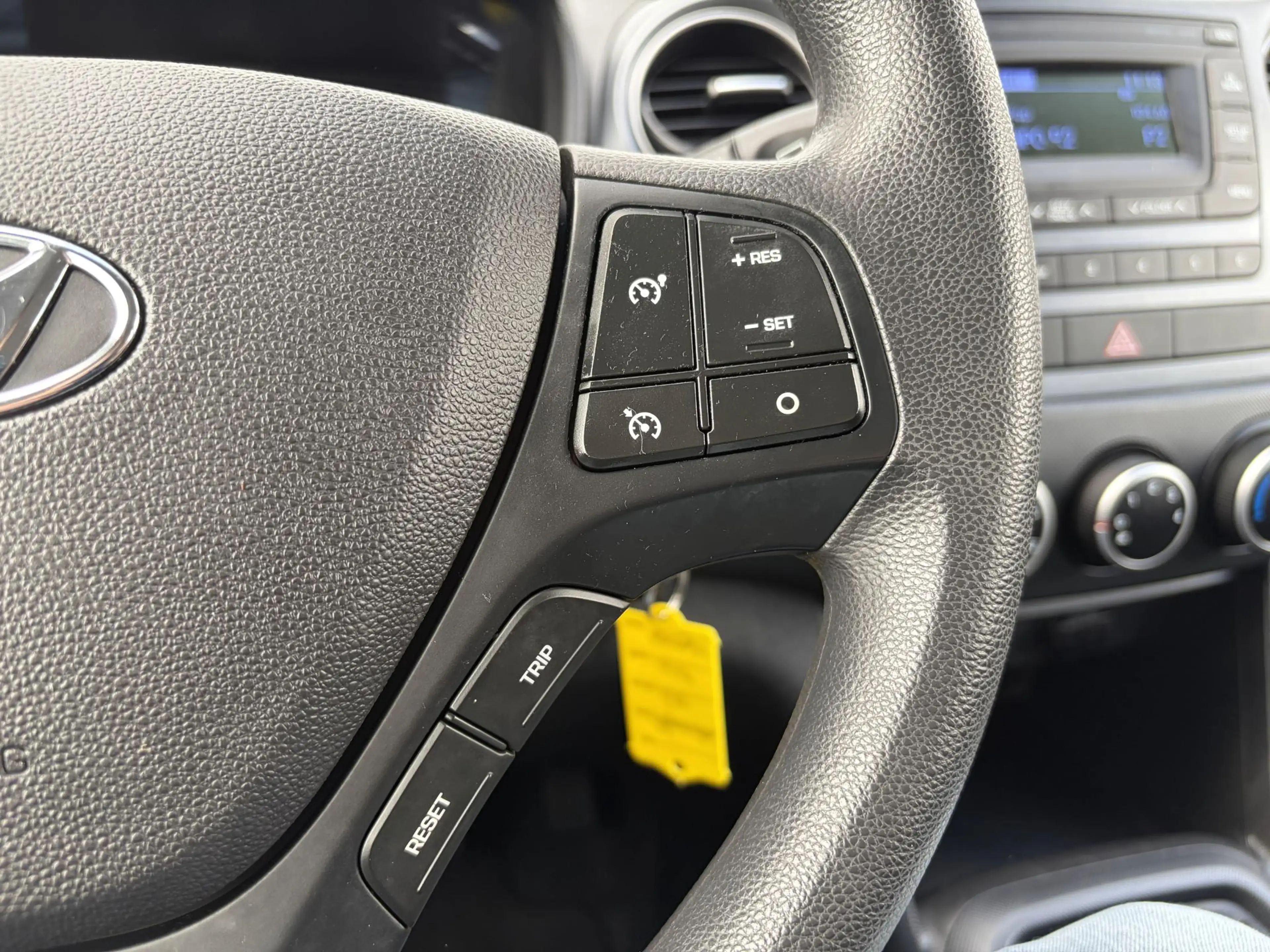 Hyundai i10 1.0i Comfort / Airco / Cruise control / — photo 9