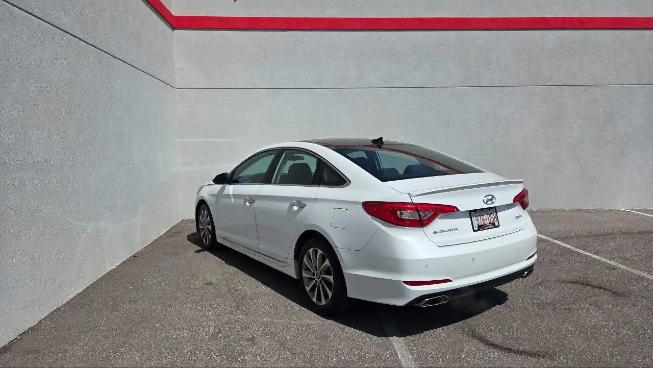 Hyundai SONATA снимка Hyundai SONATA
