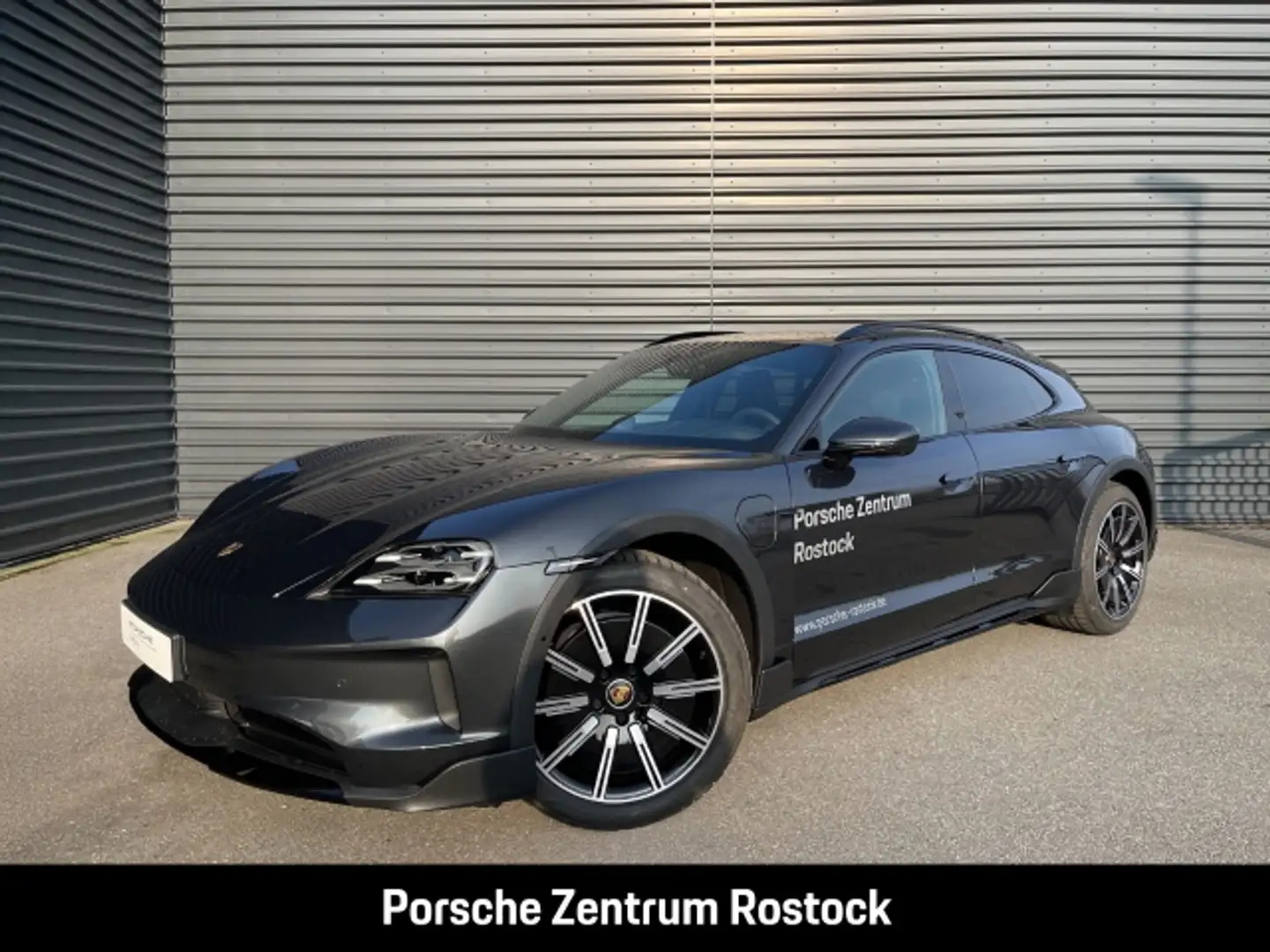 Porsche Taycan Grau - 1