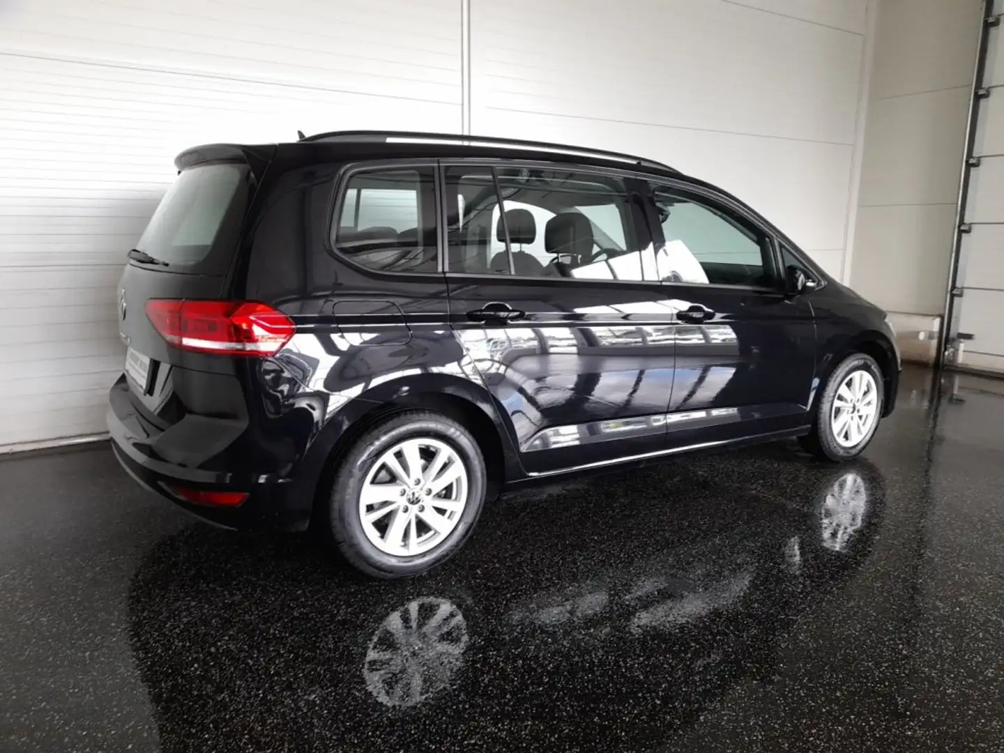 Volkswagen Touran COMFORTLINE 2,0 TDI *VOLL-LED MIT FLA / NAVI / ACC / MASSAGE SPORTSITZE / 3-ZONEN KLIMA / VERKEHRSZEICHEN & SPURHALTEASSI Schwarz - 2