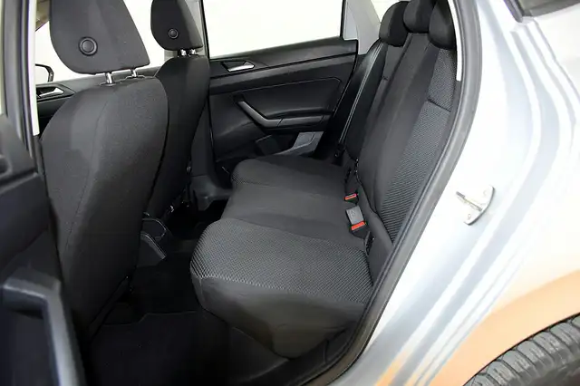 Volkswagen Polo view 19
