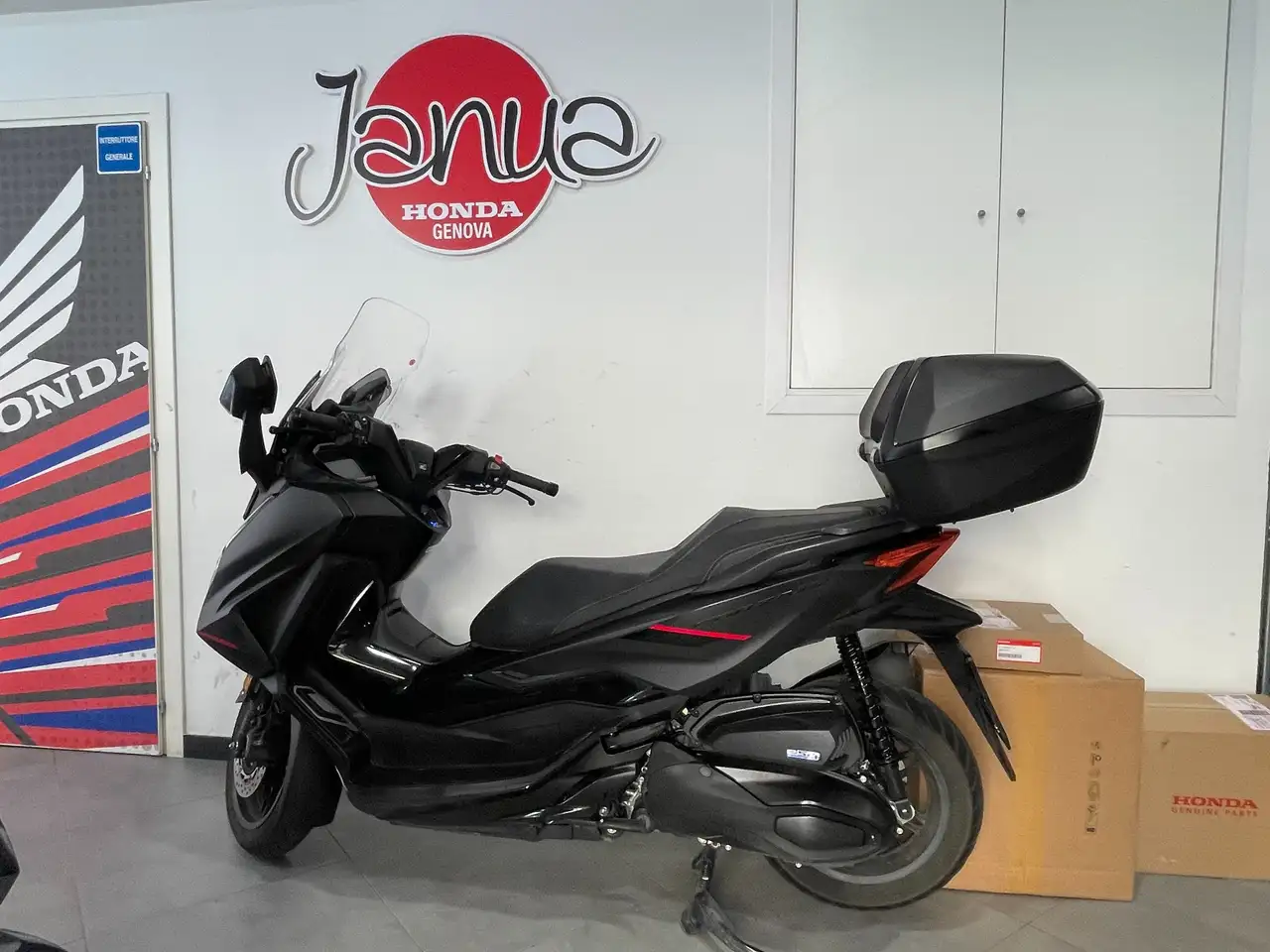 Honda Forza 350
