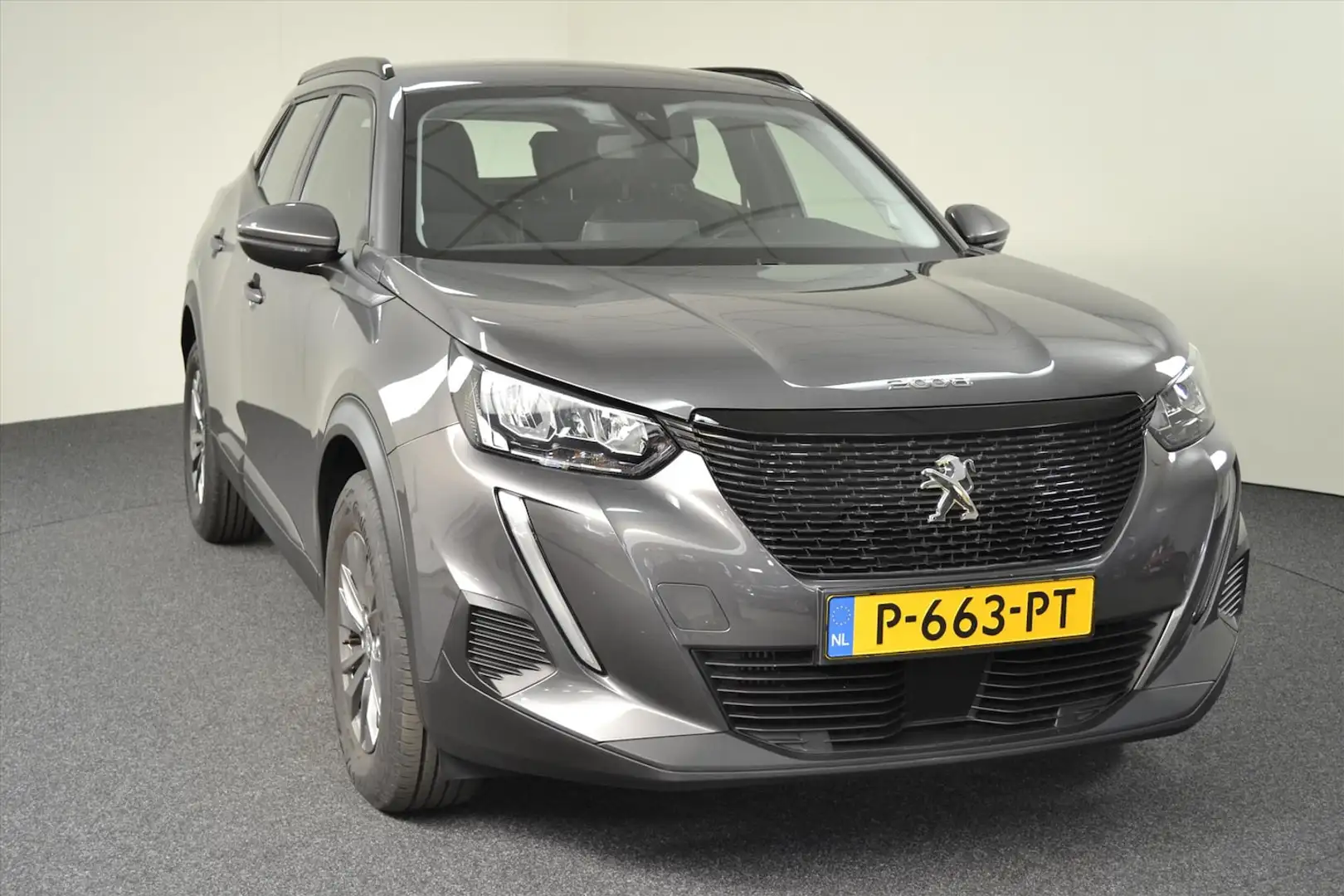 Peugeot 2008 1.2 Puretech 130pk Active Navi, Stoelverw, PDC, Ai Grijs - 2