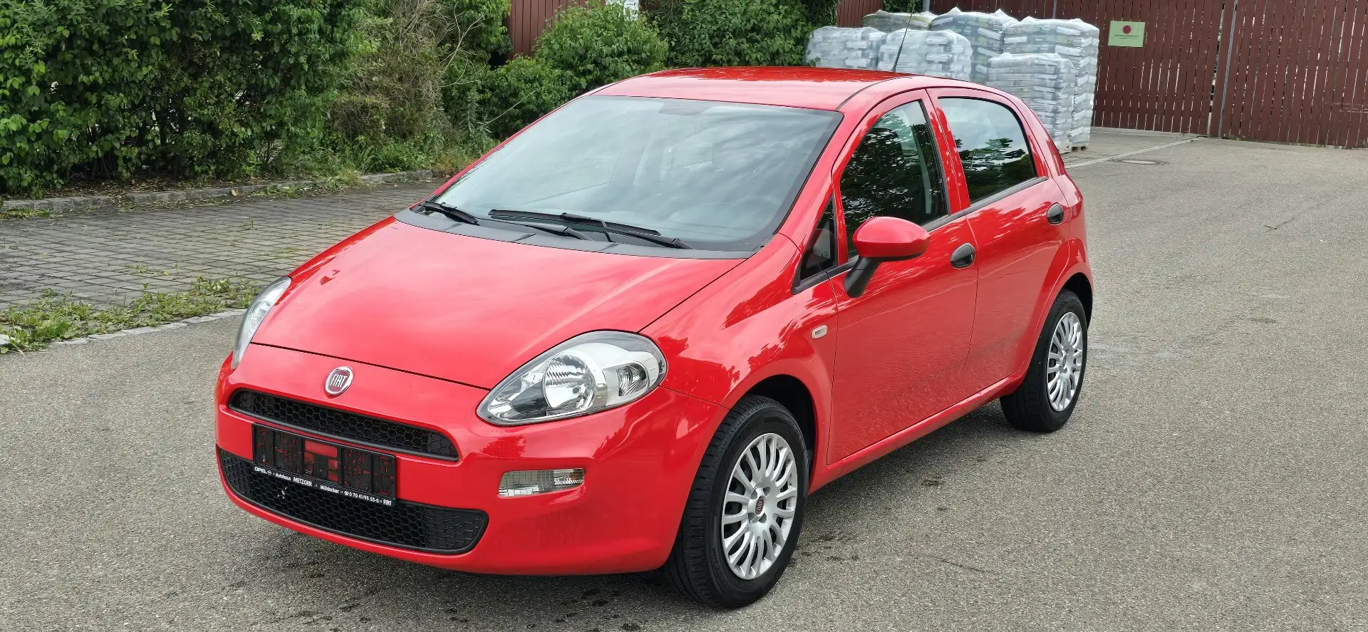 Fiat Punto Evo 1.2 8V MyStyle Rot - 1